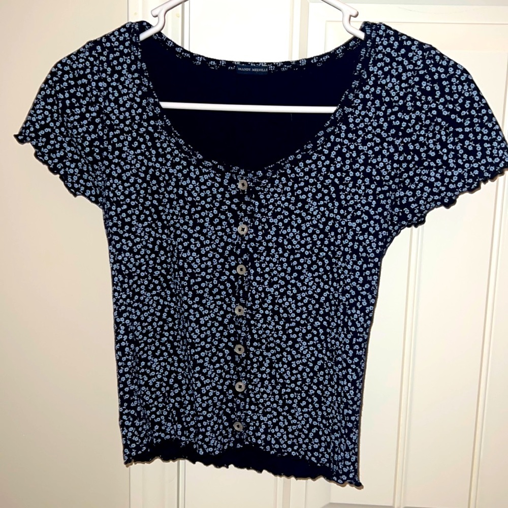 Brandy Melville Zelly Top